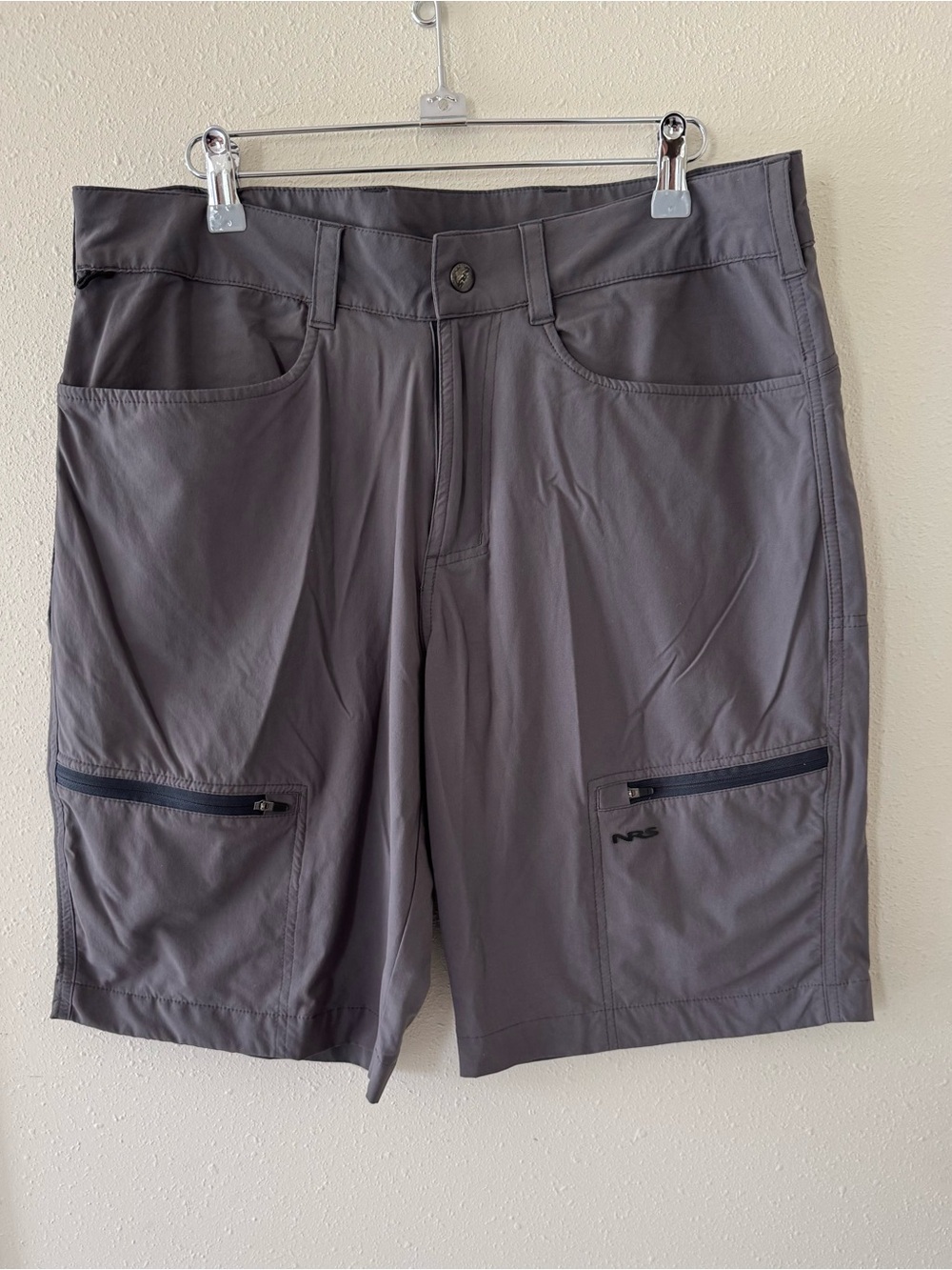 NRS Men's Sz 32 Gray Outdoor Nylon Guide Kayak Hiking Performance Shorts